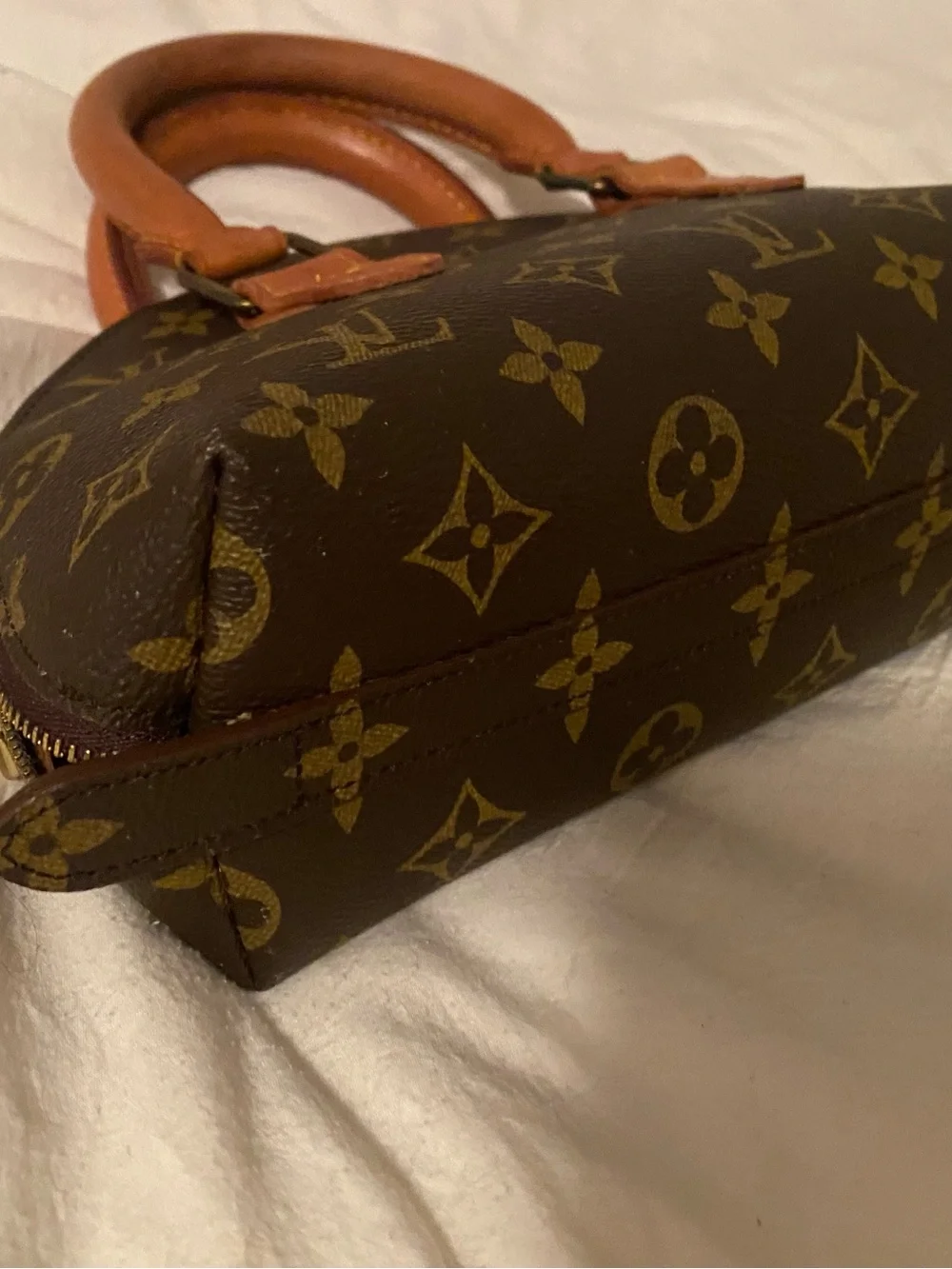 Louis Vuitton iconic louis